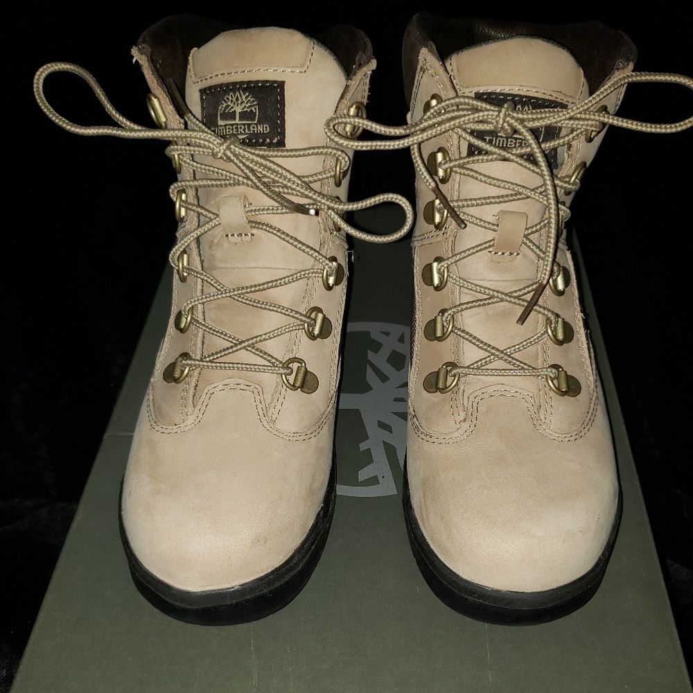 NIB 6" Timberland Field Boot (Big Boy)